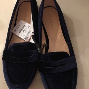 Zara flats